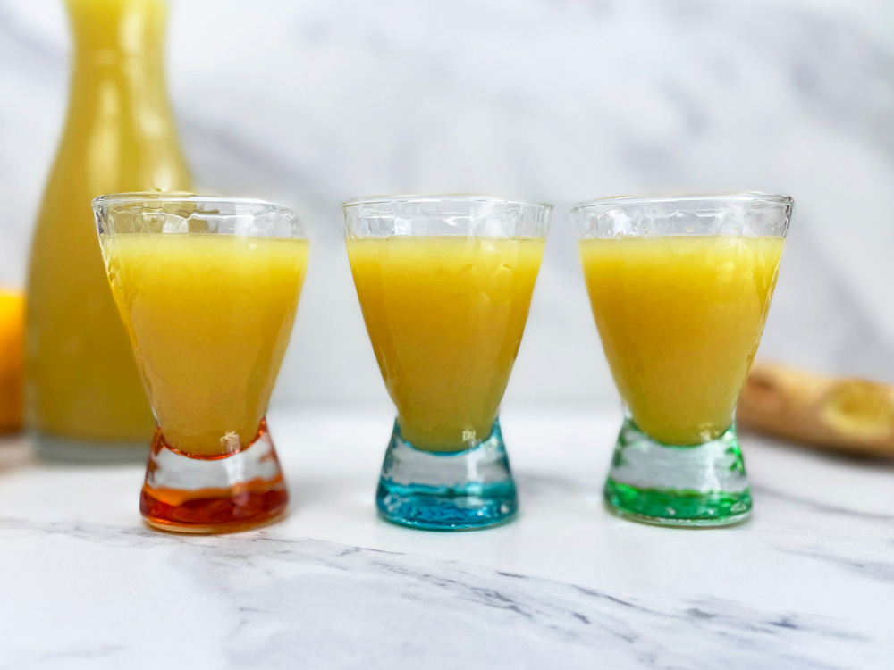 Sunnhetshot med ananas, fennikel og sitron