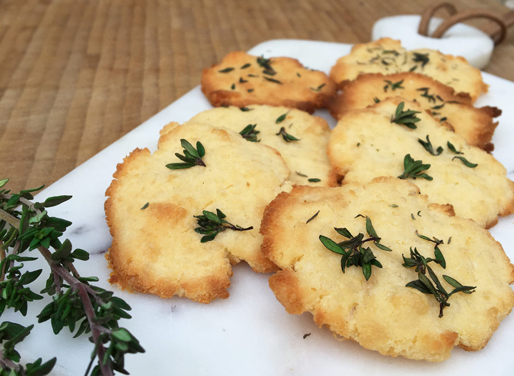 Cheese-Crackers-med-timian