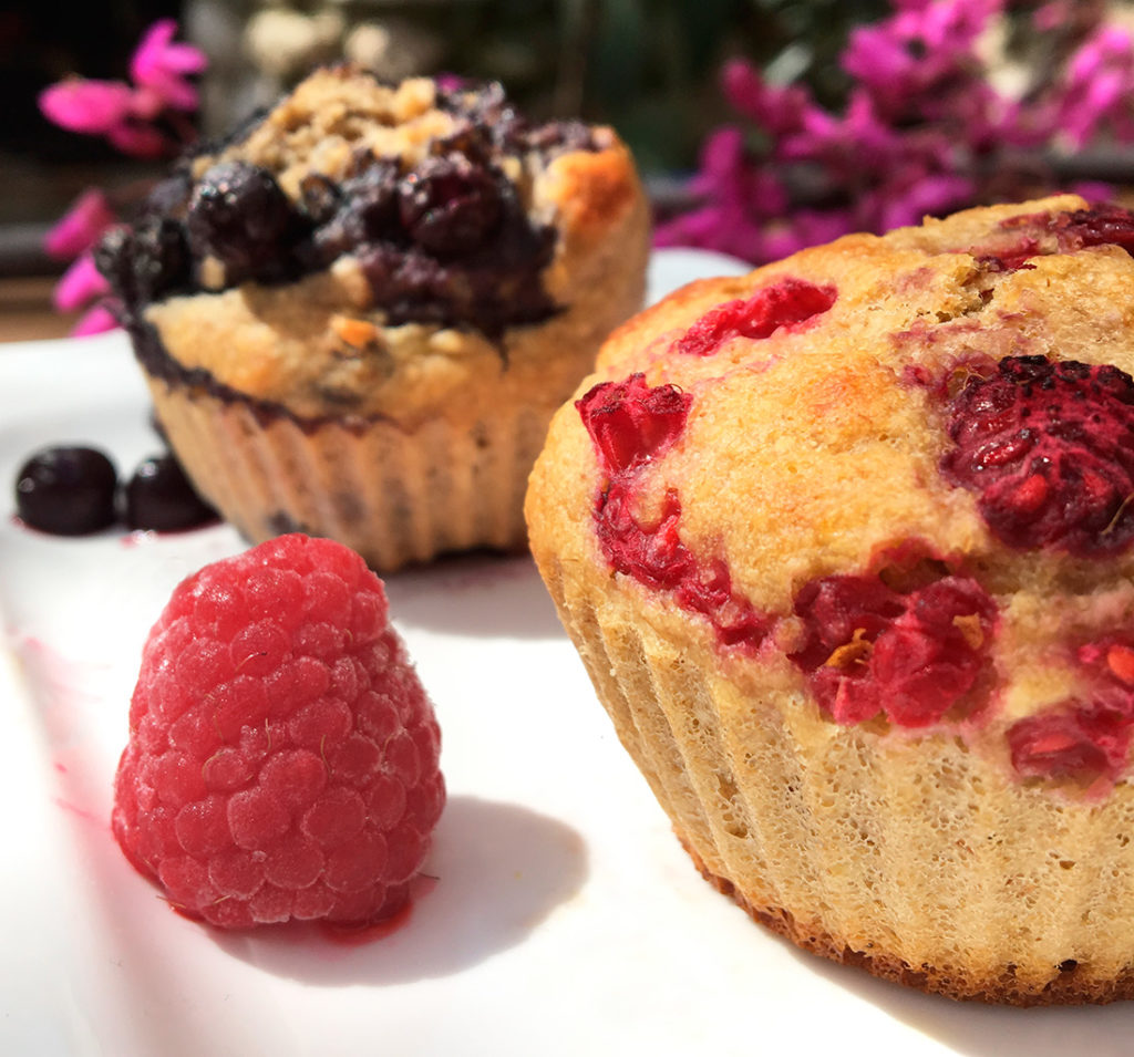 Blåbær-og-bringebærmuffins