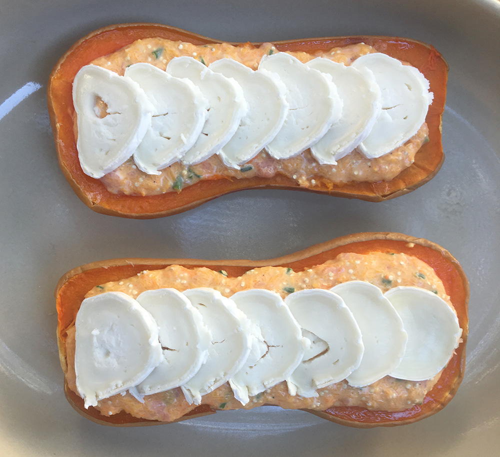 Fylt butternutgresskar med chevre og bacon