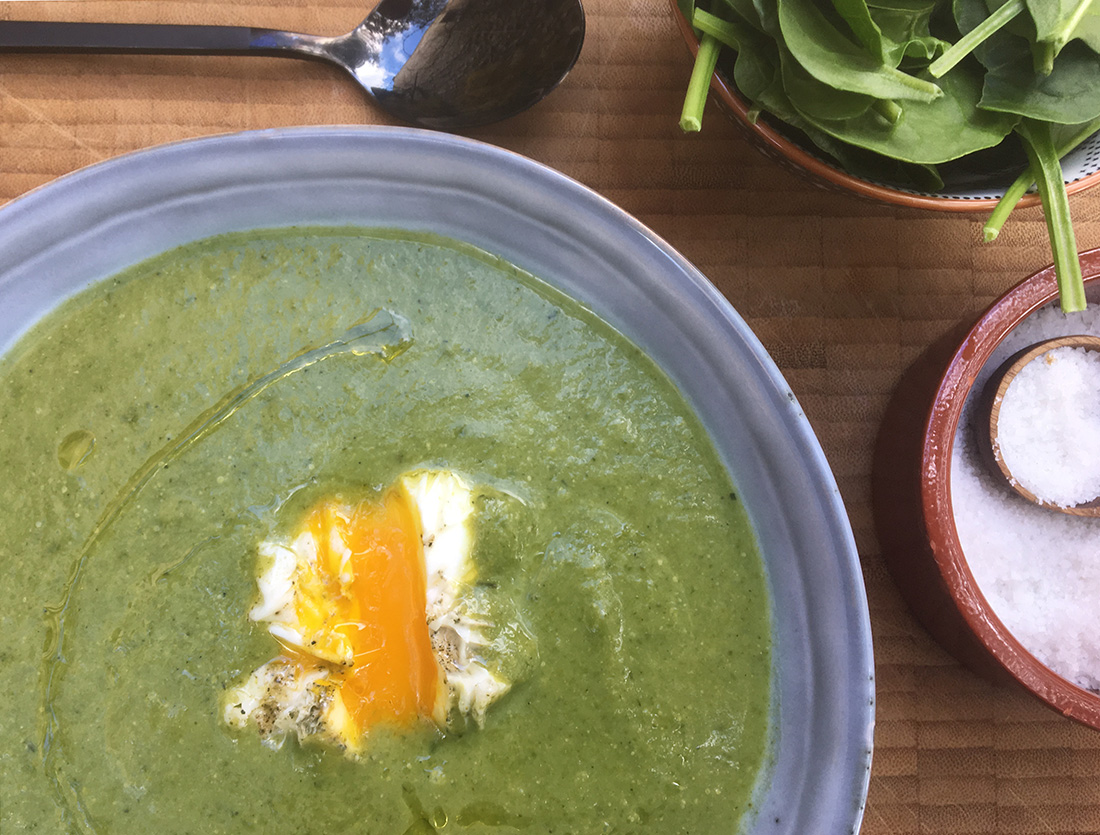 Spinat og brokkolisuppe
