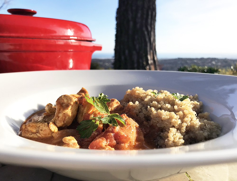 Superenkel og smakfull tomatcurry