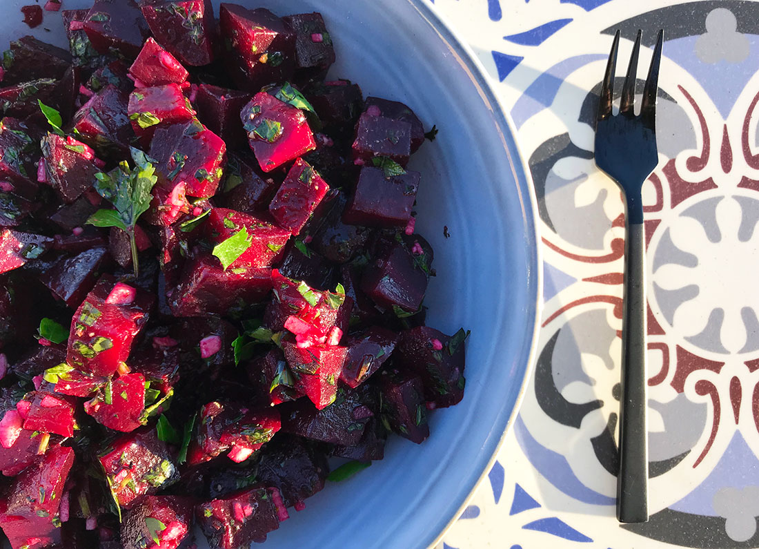 Frisk og rask rødbetsalat