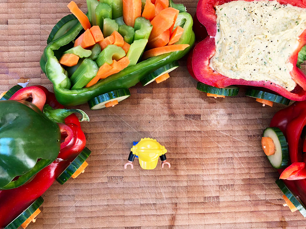 Barnslig grønnsakstog med dip