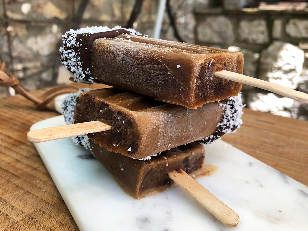 Forfriskende caffemocca-is med kokos