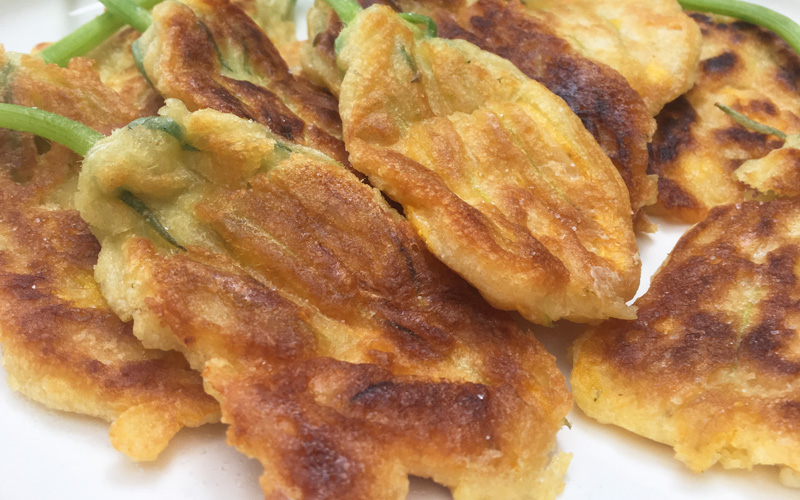 Friterte squashblomster