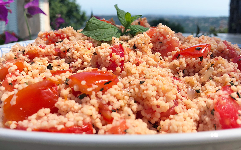 Taboulet fra middelhavet - solmodne tomater og fersk mynte