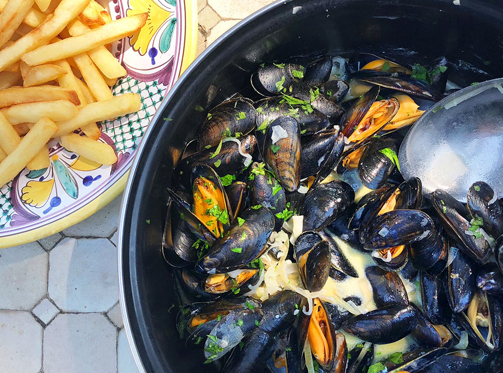 Moules à la Eva i Provence - Perfekte blåskjell har gang!