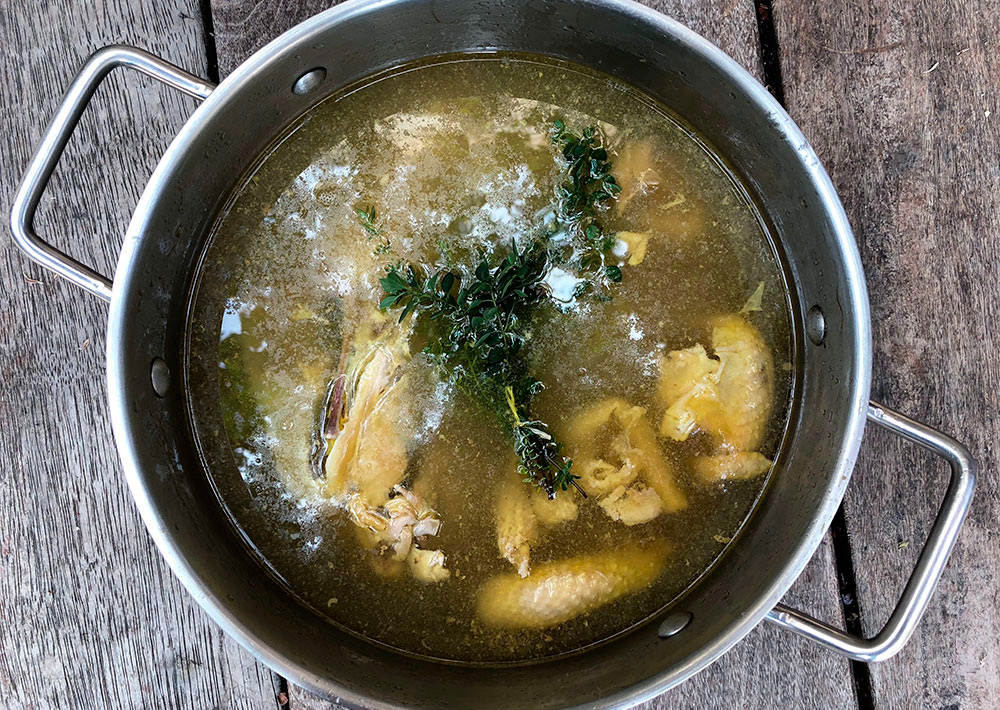 Jeg har en høne å plukke med deg - kraftkoking