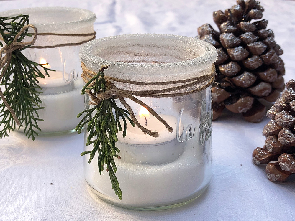 Bordet er dekket - dekorasjon til jul