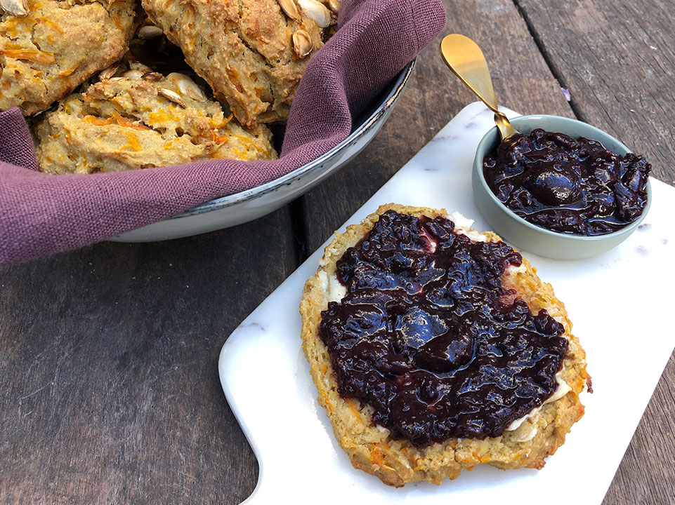 Raske rundstykker med revet gresskar