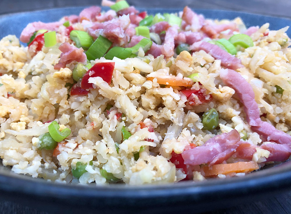 Stekt blomkålris med et hint fra Asia