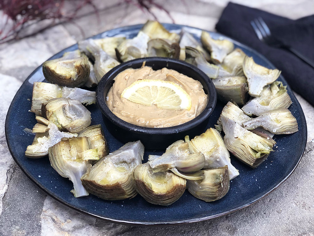 Hvordan tilberede artisjokker - servert med balsamico dip