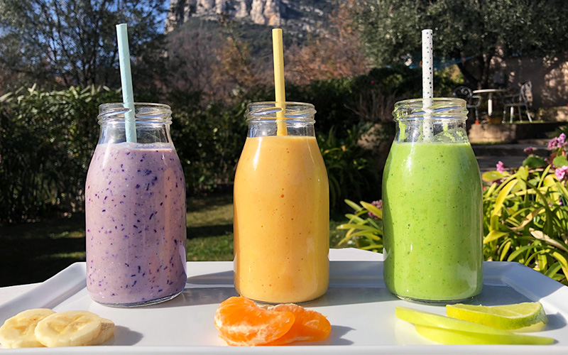 Smoothie i regnbuens farger