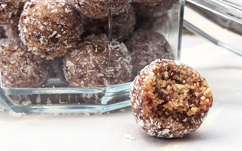 Bliss balls med krydder og kokos