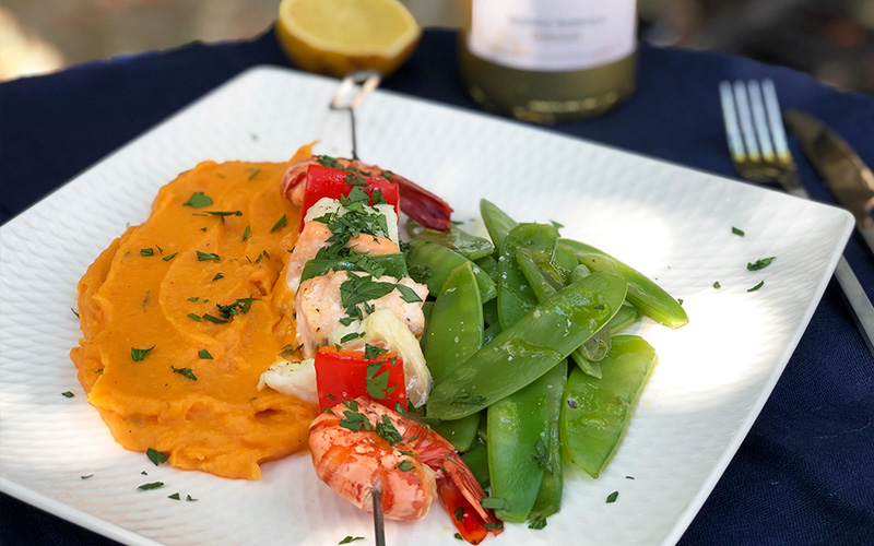 Fiskespyd med scampi og søtpotetpuré