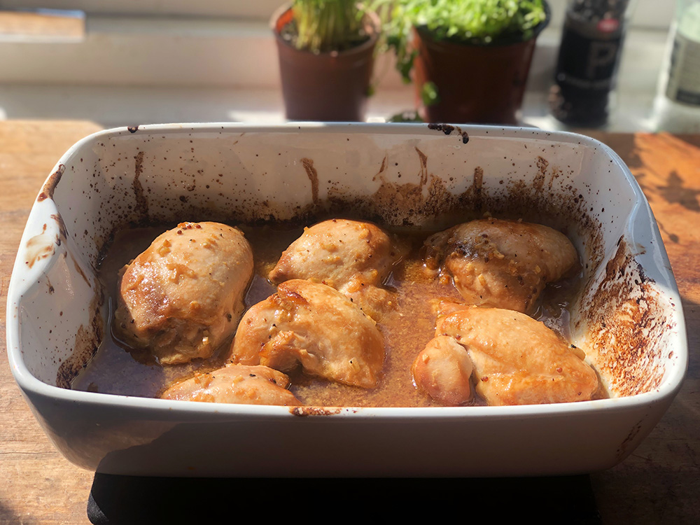 Marinert kylling med kremet brokkolisalat