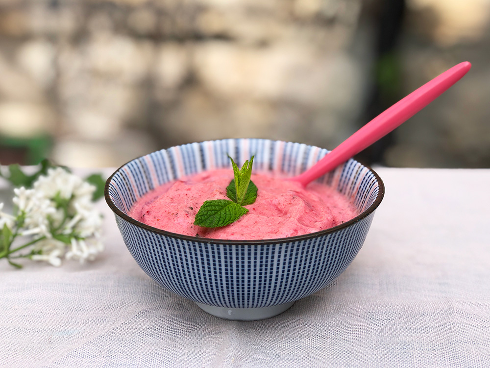 Nice cream med jordbær og mynte