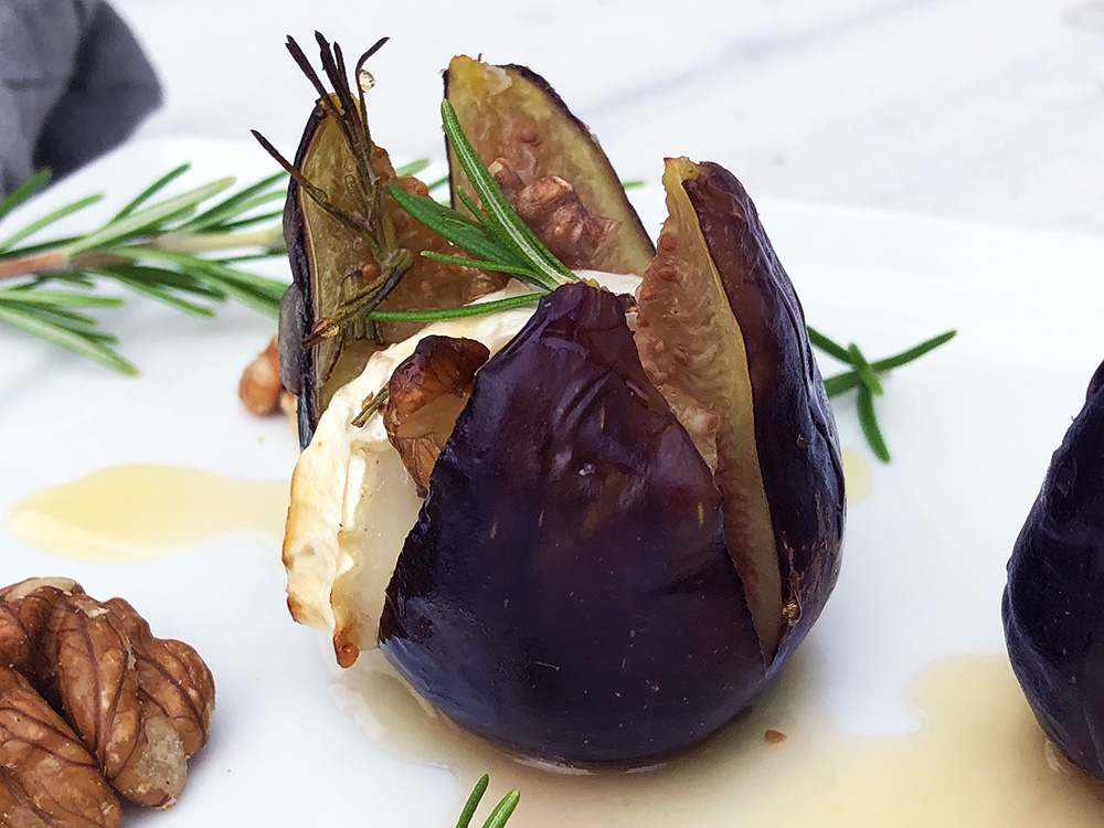 Bakte fiken med chevre og valnøtter