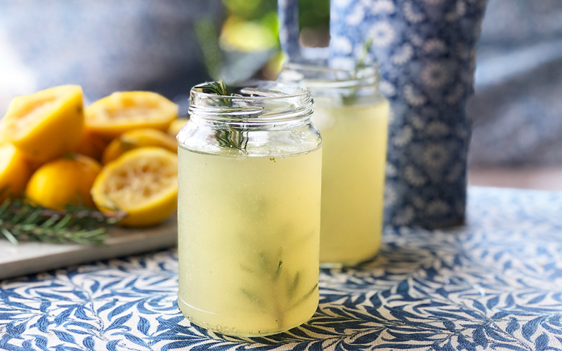 Limoncello mocktail