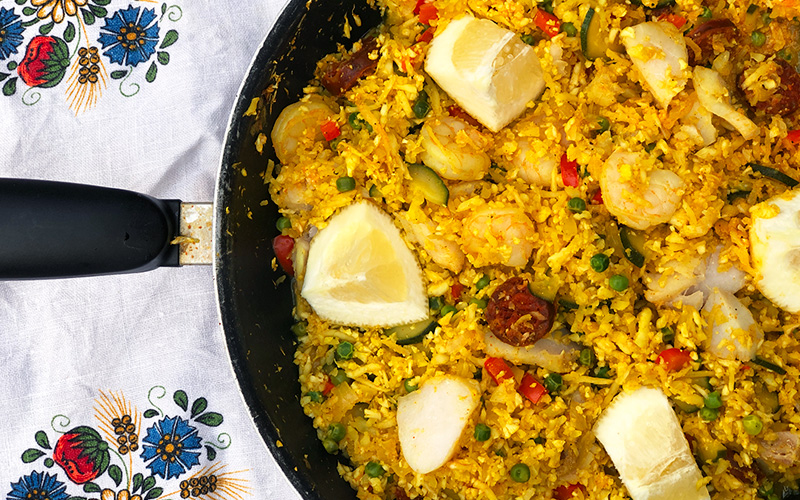 Lett paella med blomkålris