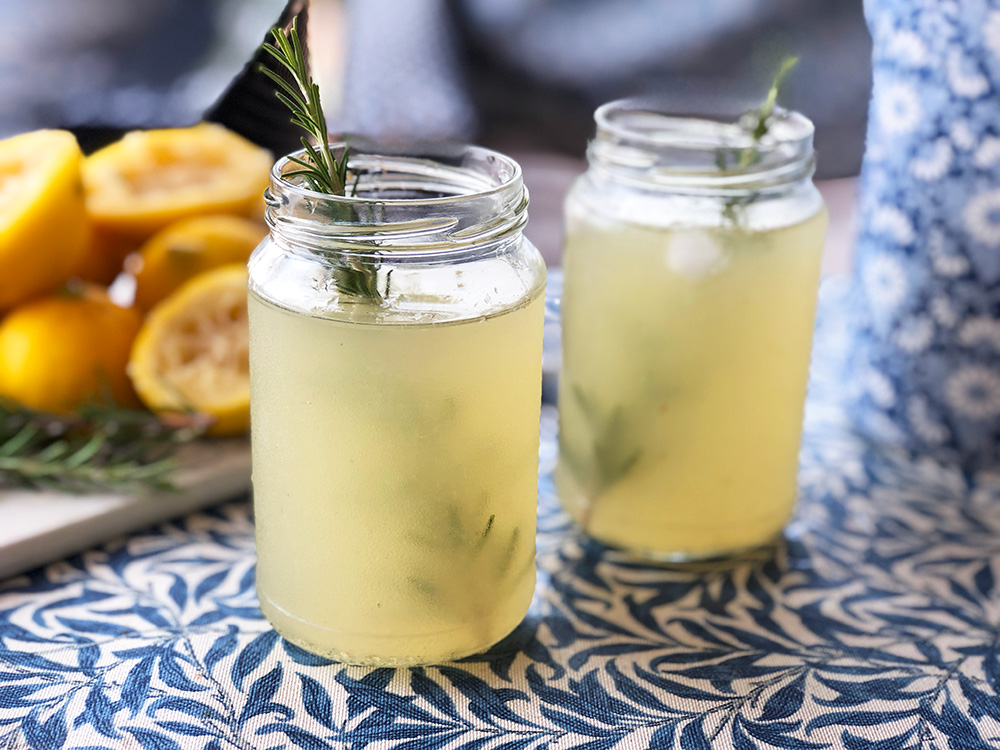 Limoncello mocktail