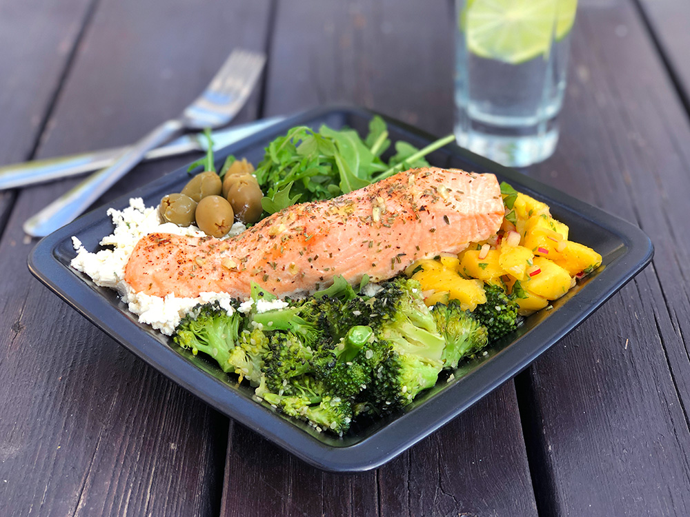 Middagsbolle med laks – og en smak av Middelhavet