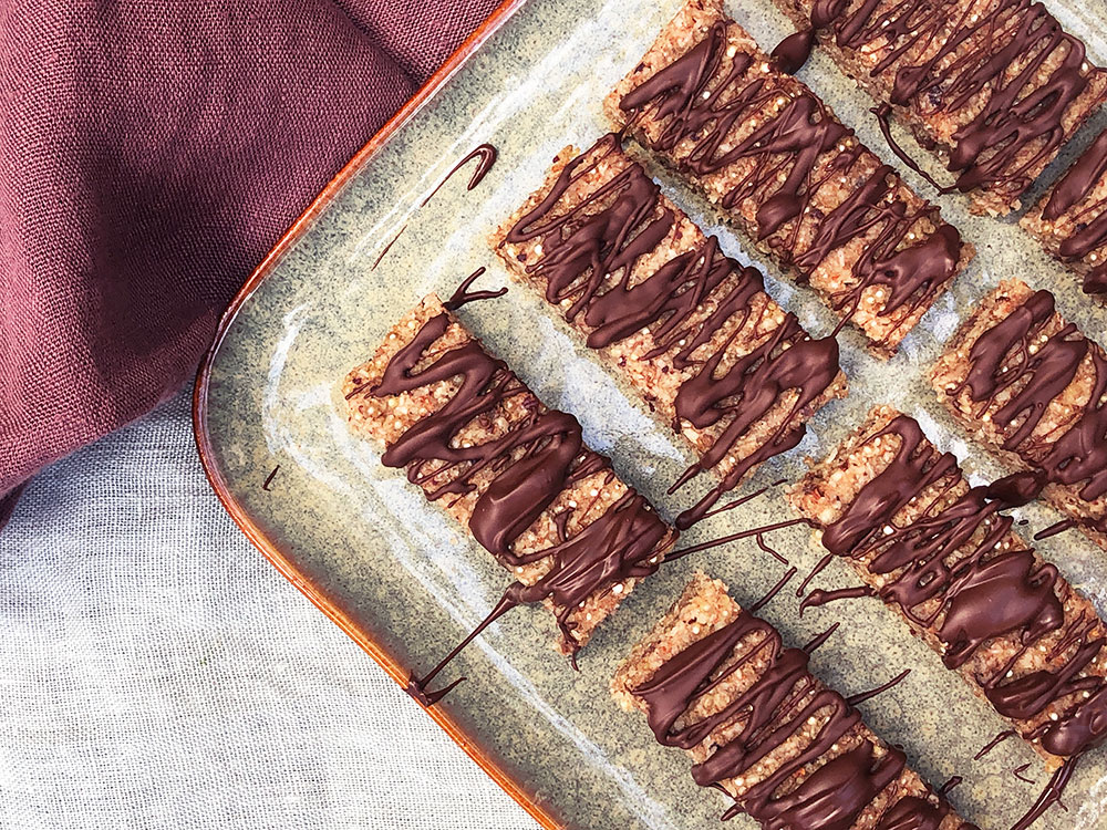 Energibarer med mandel og quinoa