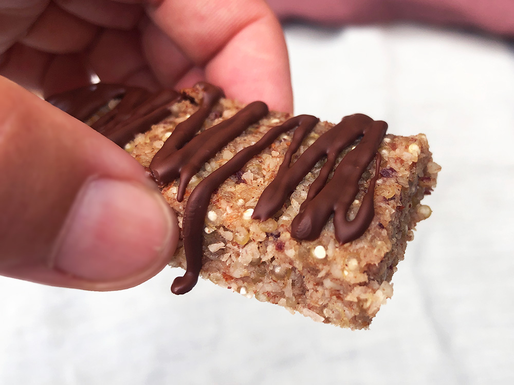 Energibarer med mandel og quinoa
