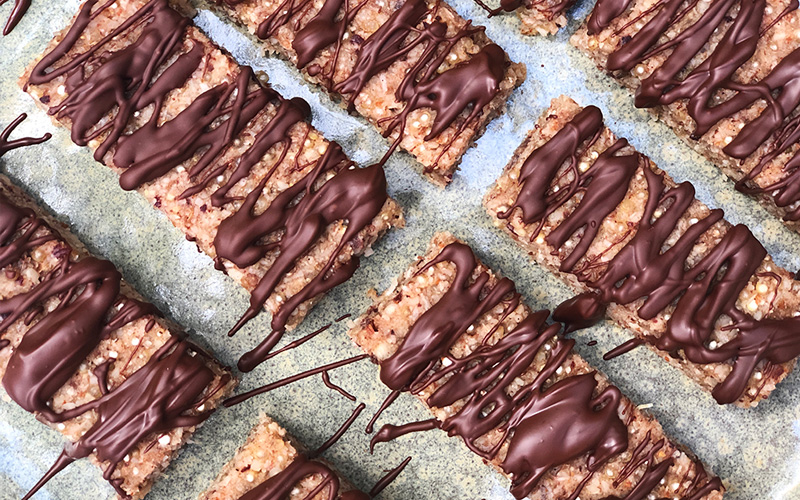 Energibarer med mandel og quinoa