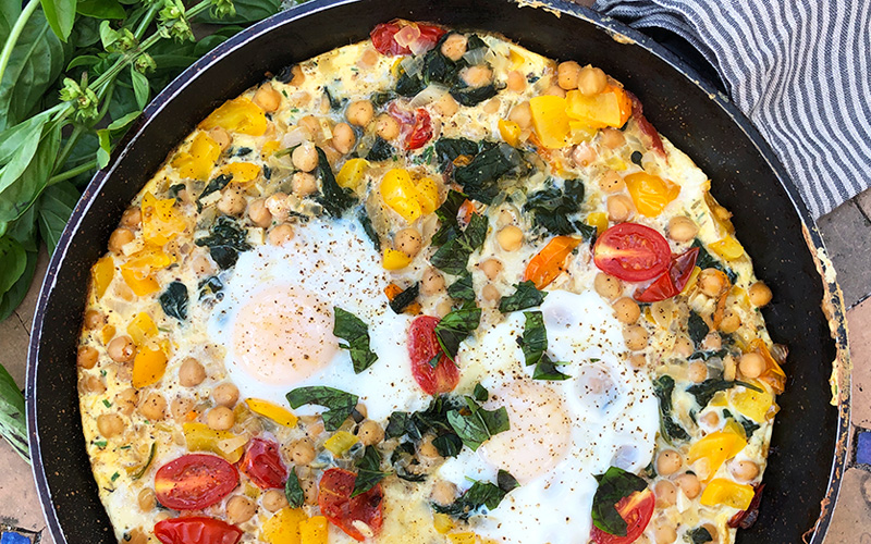 Komplett omelett med ricotta og kikerter