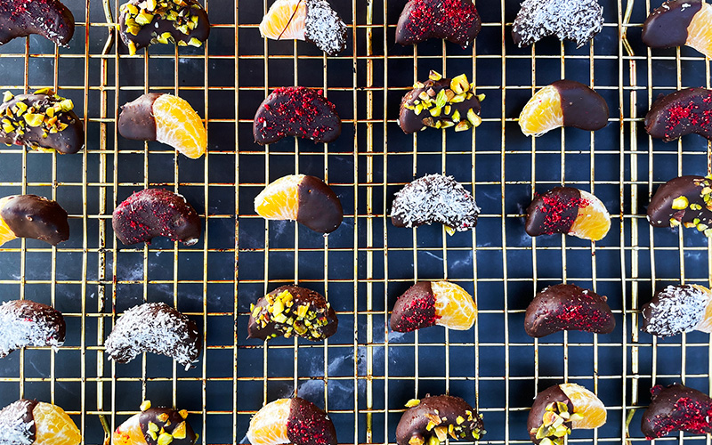 Klementinbåter trukket i mørk sjokolade – Sunn julekonfekt