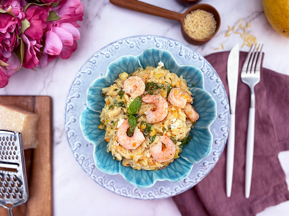 Orzo med scampi og feta