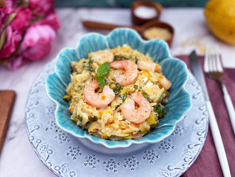 Orzo med scampi og feta
